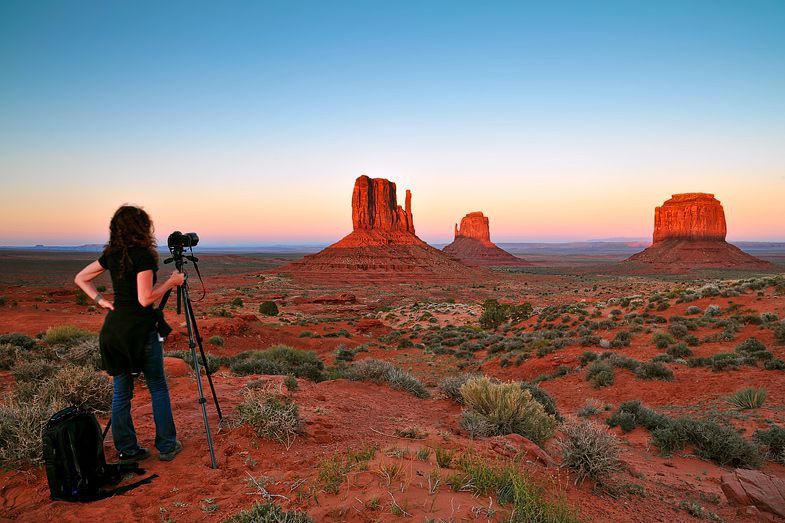 how to use a tripod